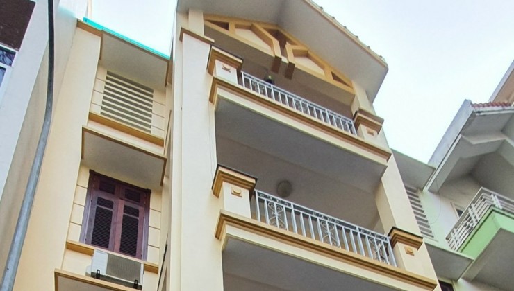 Nhà mới đẹp, chủ nhà cho thuê nguyên căn, 105m2_ 4T; 27 Tr. Kinh doanh, VP. Liễu Giai